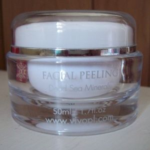 Vivo Per Lei Facial Peeling
